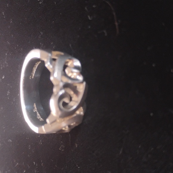 Tiffany & Co Paloma Picasso Triple Hearts Sterling Silver .925 Ring Sz 4.75/5 - Picture 6 of 7